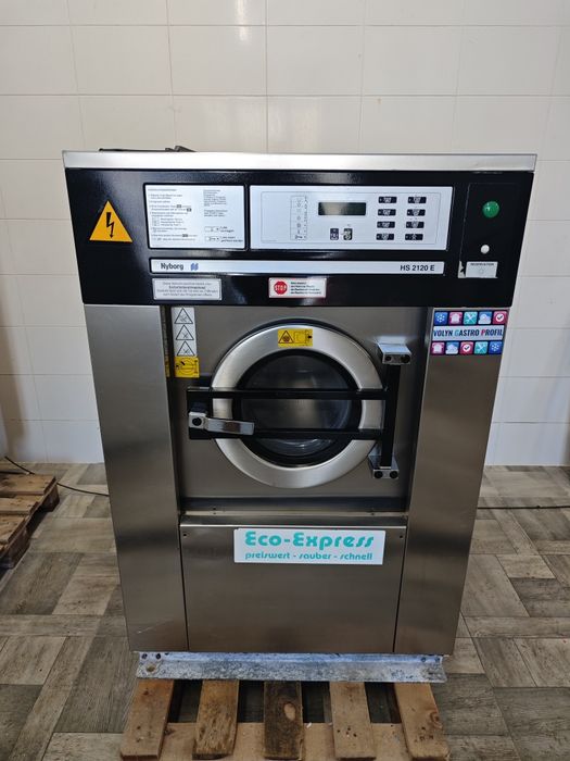 Професійна пральна машина 12/14 кг Electrolux HS2120