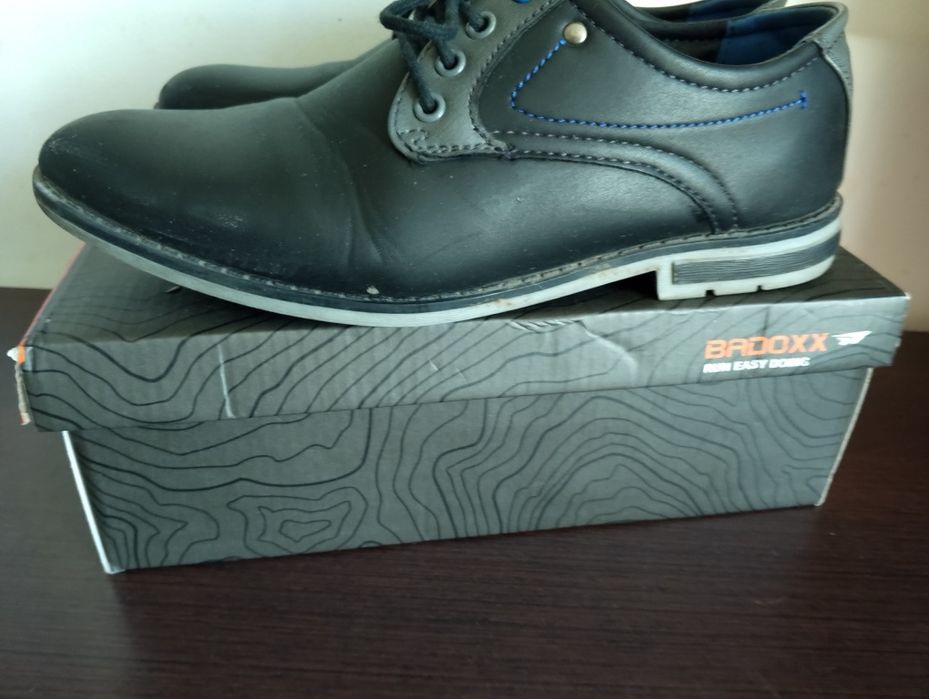 Buty garniturowe roz 39