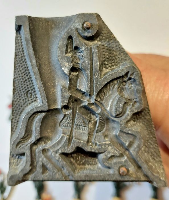 Soldadinhos de chumbo portugueses e respetivo molde