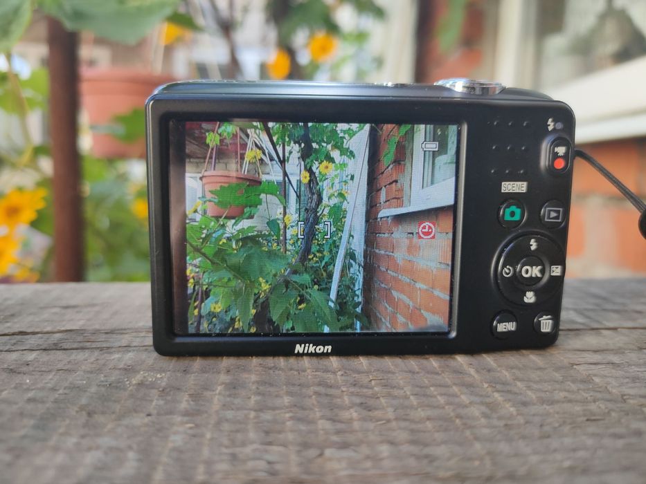 Продам Nikon Coolpix L25