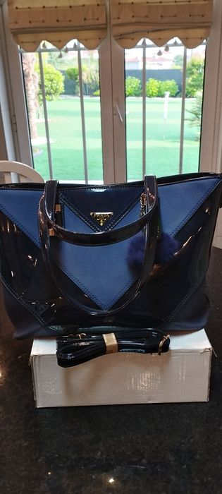 Bolsa com lindos detalhes