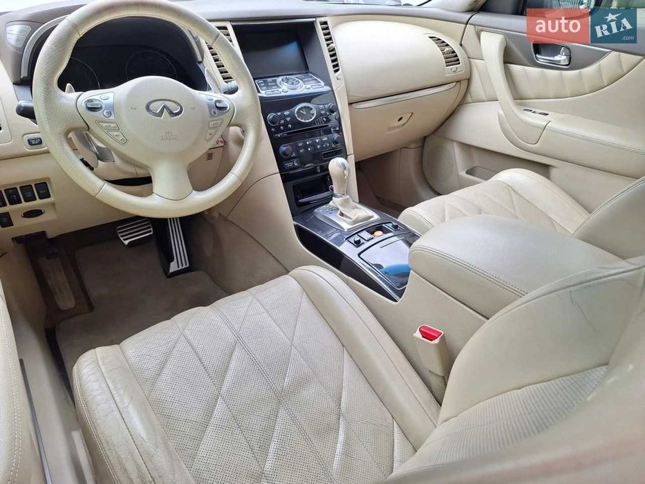 Infiniti FX 35