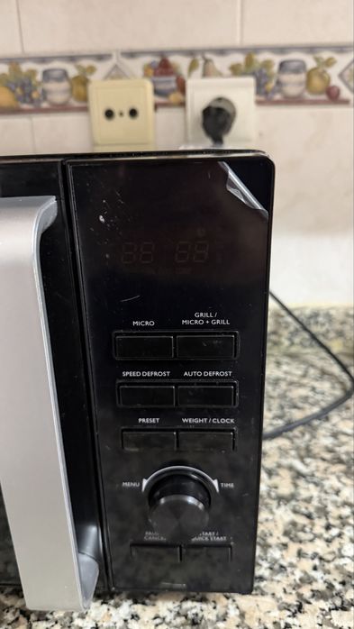 Microondas 30L Com Grill - Preto