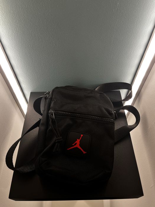 Saszetka Jordan nowa z metka