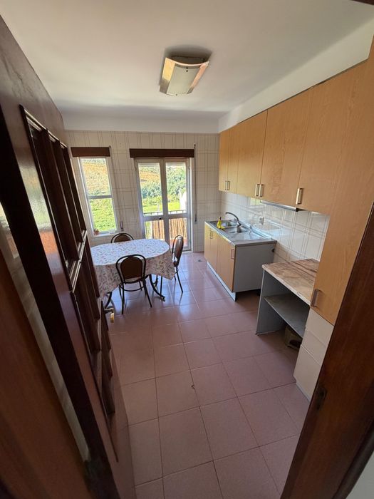 Arrenda-se  apartamento T2