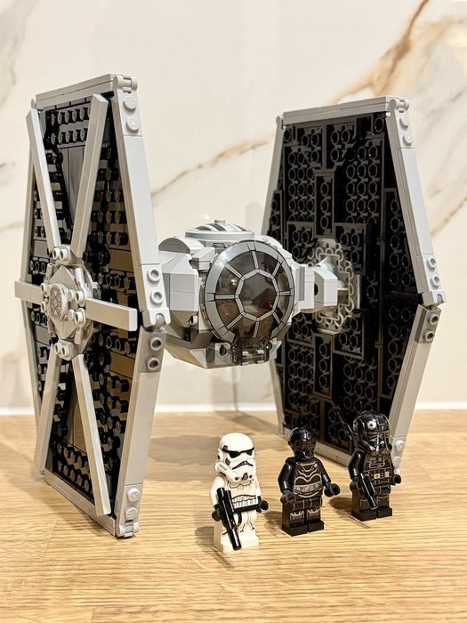 Lego Star Wars 75300 Imperialny Myśliwiec TIE