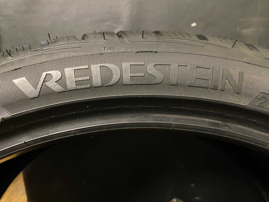 275 30 20  (97Y) розпаровка  1 шт.  Vredestein Wintrac Xtreme S