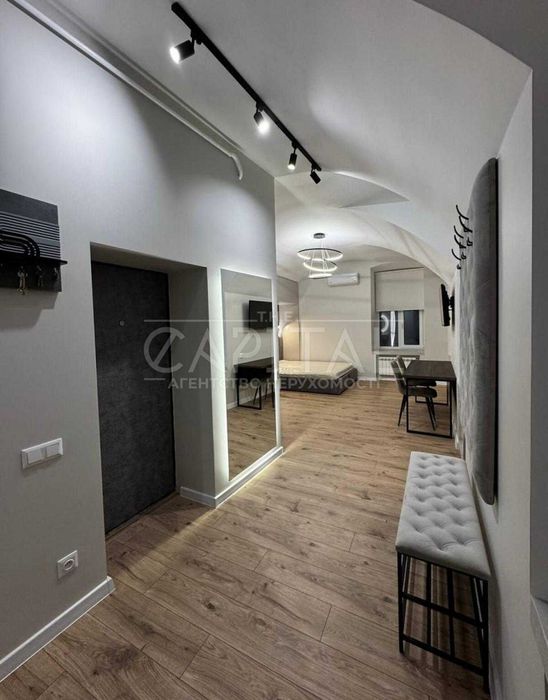 Оренда / Квартира / вул. Євгена Чикаленка, Центр, Киев ЦУМ