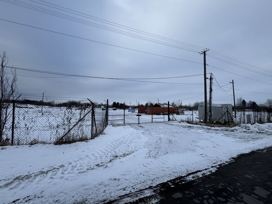 Do wynajecia plac utwardzony, Obozowa Przemyśl