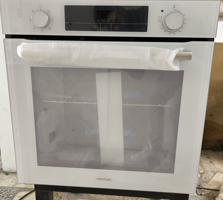 Vendo forno de encastrar Cecotec Bolero Hexa M226000 glass white