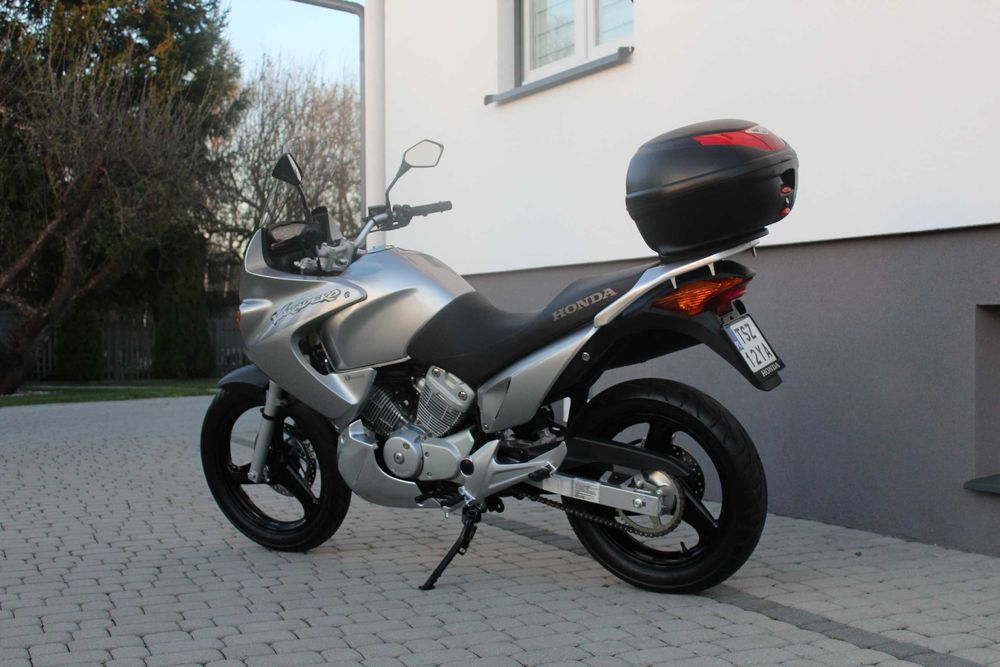 HONDA Varadero 125  ŚLICZNA