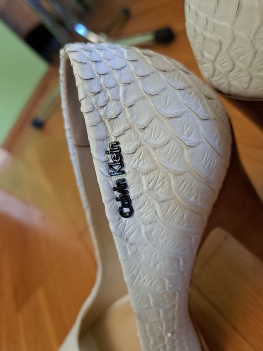 Pantofle buty calvin klein 39 klocek