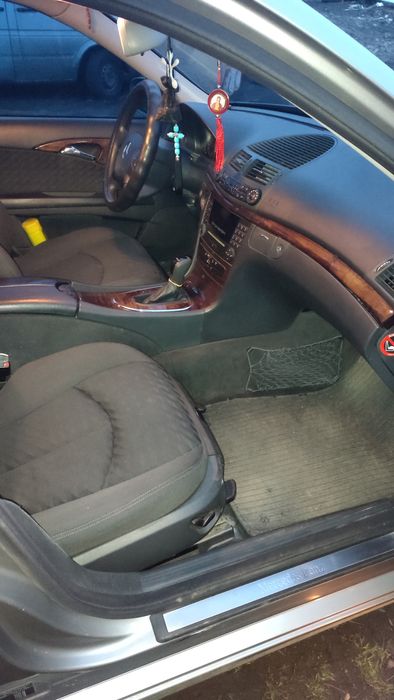 Продам машну мерседес