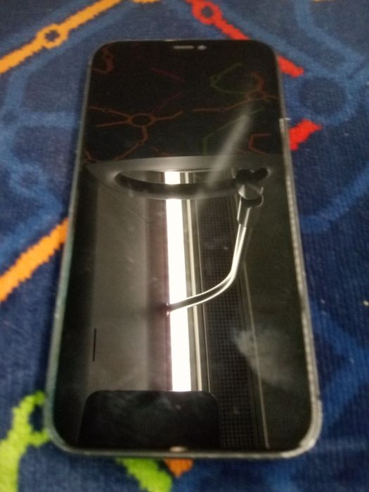 iPhone 11 com defeito apenas na senha