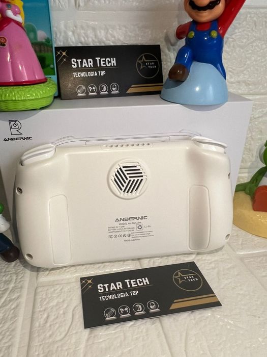 Consola Anbernic RG CUBE