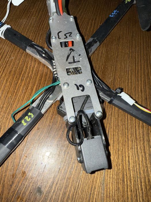 Продам дрон з тепловою камерою