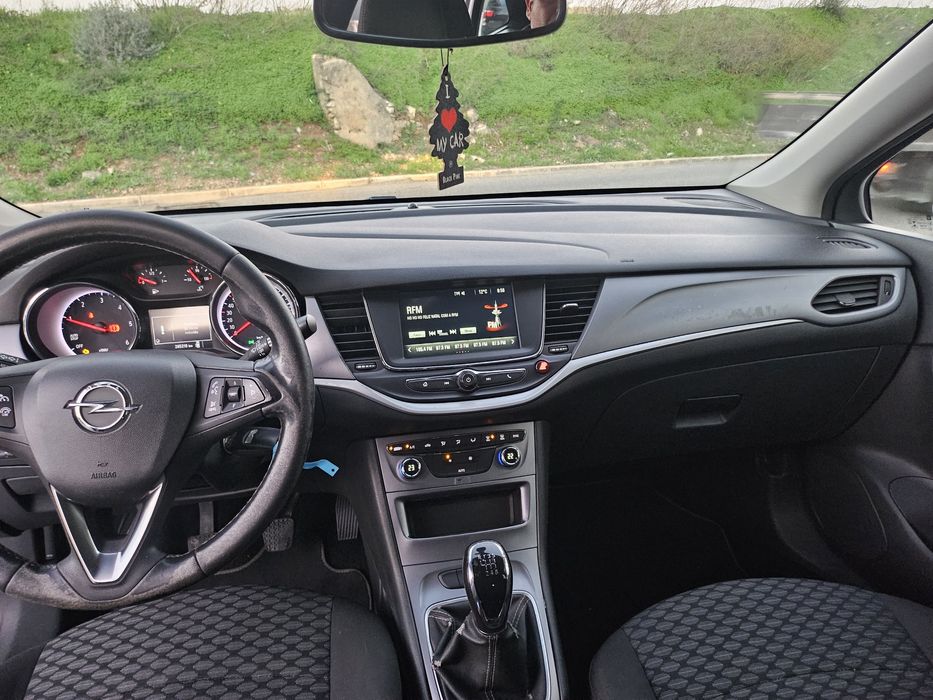 Opel astra  caravan 2018 1.6 cdti