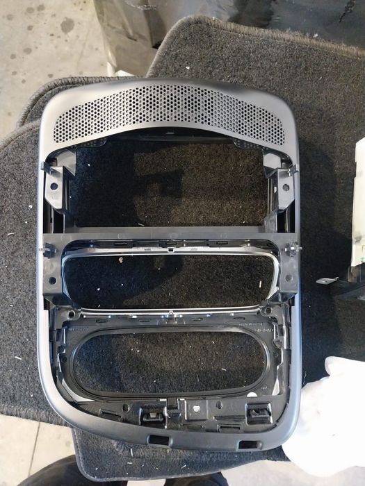 Moldura e Radio Renault Clio 4