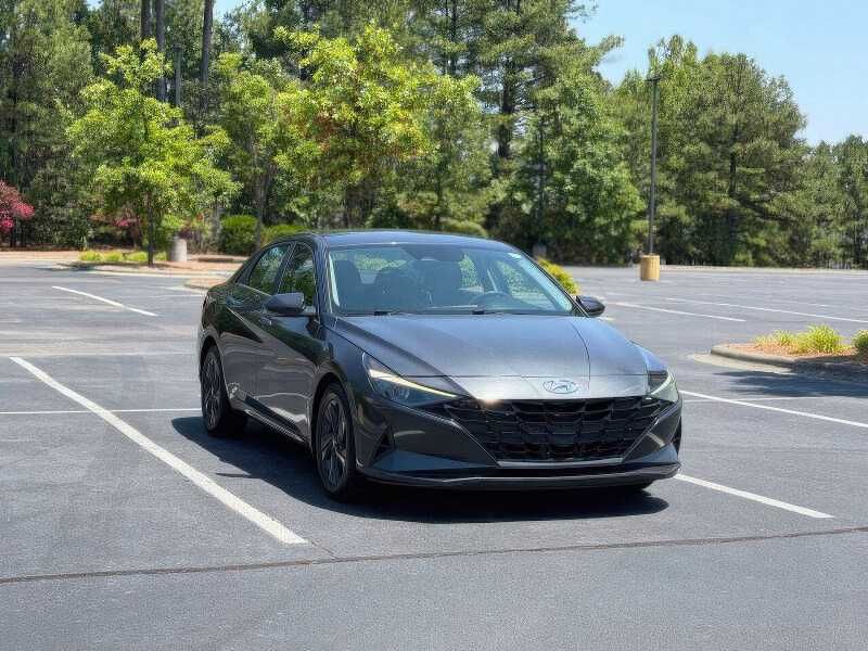 2022 Hyundai Elantra SEL