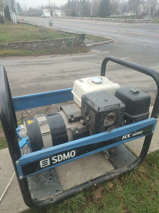 Продам бензогенератор Хонда!