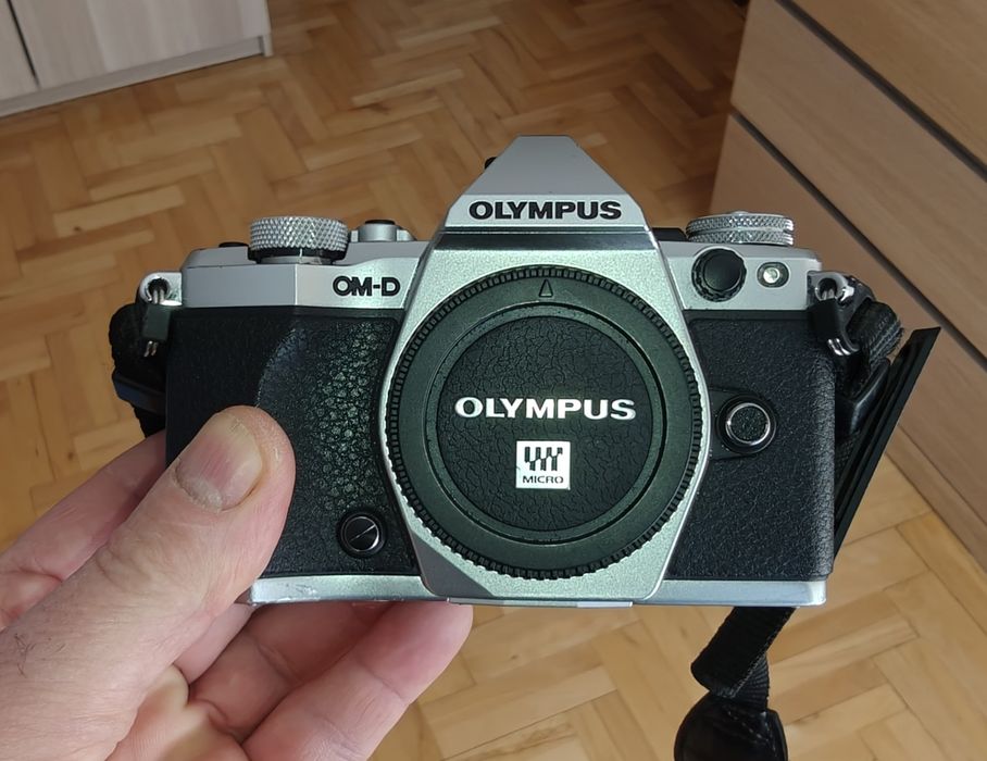 Olympus OMD em5 Mark 2 stan idealny