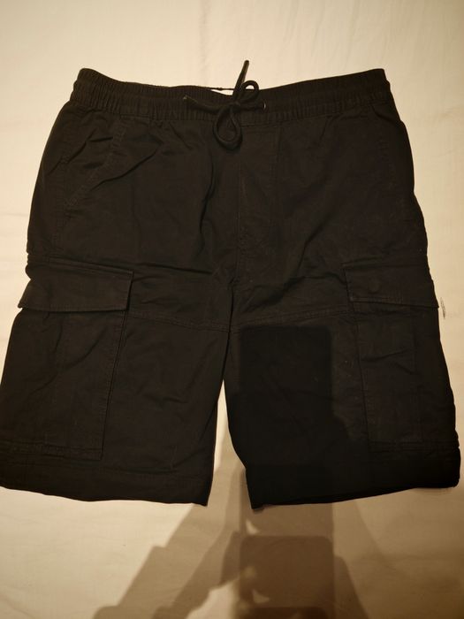 Várias roupas tudo por 5€ - tamanhos S, M e L homem
