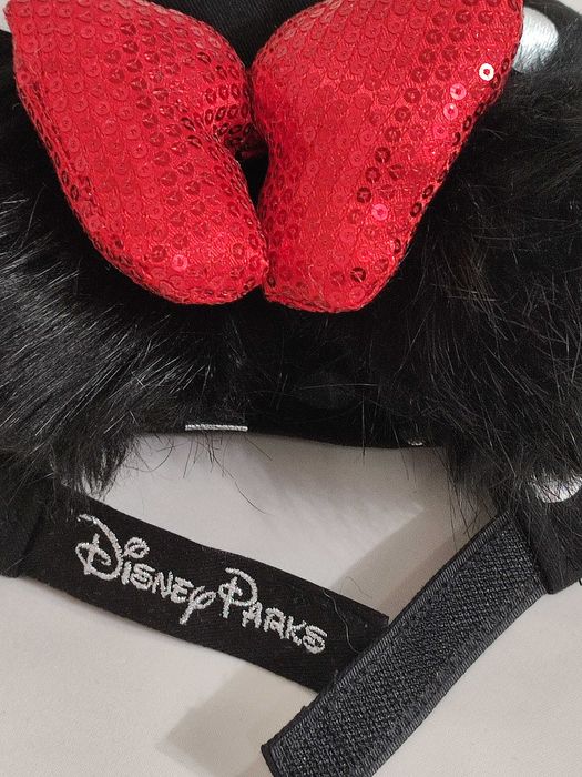 Нова кепки с помпоном, бантом  Disney mini Mouse