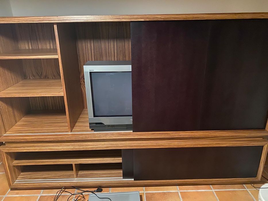 Movel para tv com arrumaçao