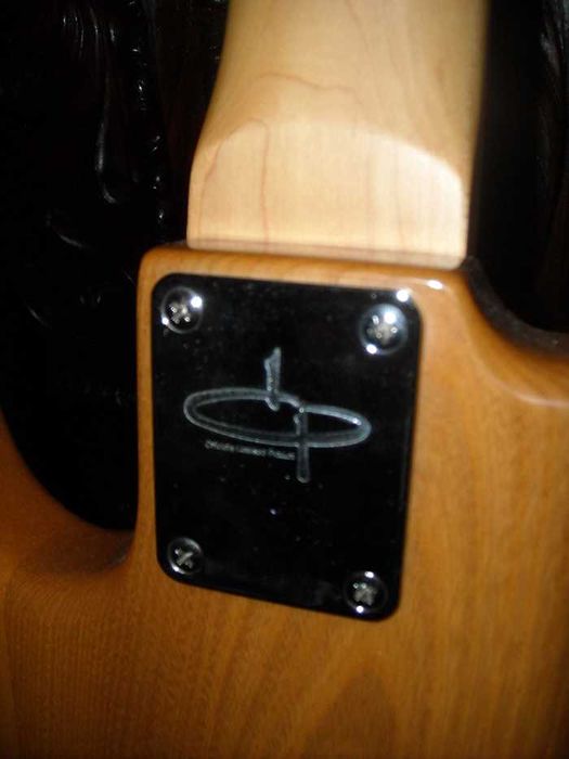 Guitarra Baixo Eléctrica, OLP, MM2 (capt. activos, config. prof.)