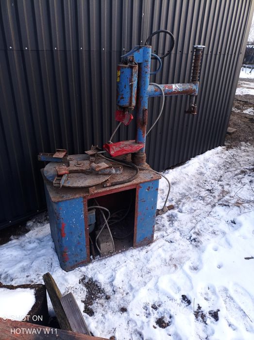 Бортірувачний станок