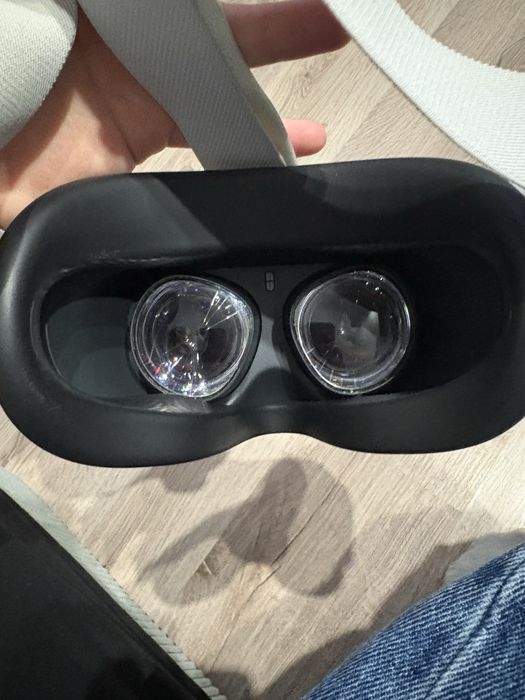 Meta Quest 2 128 GB – gogle VR, kontrolery, zestaw
