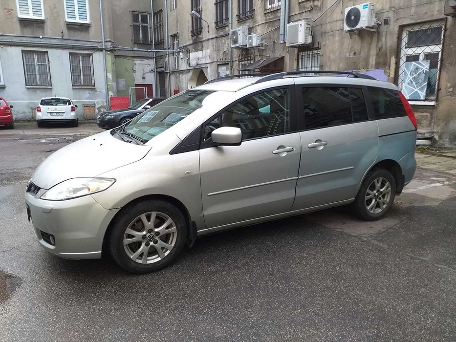 sprzedam samochodzik Mazda5