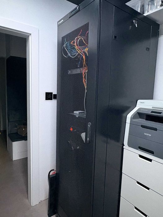 Szafa Rack 19 | 42U | 800x1000 Lanberg z termostatem