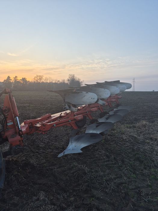 Pług Kuhn Multi-Master 121 4+1 linowanie