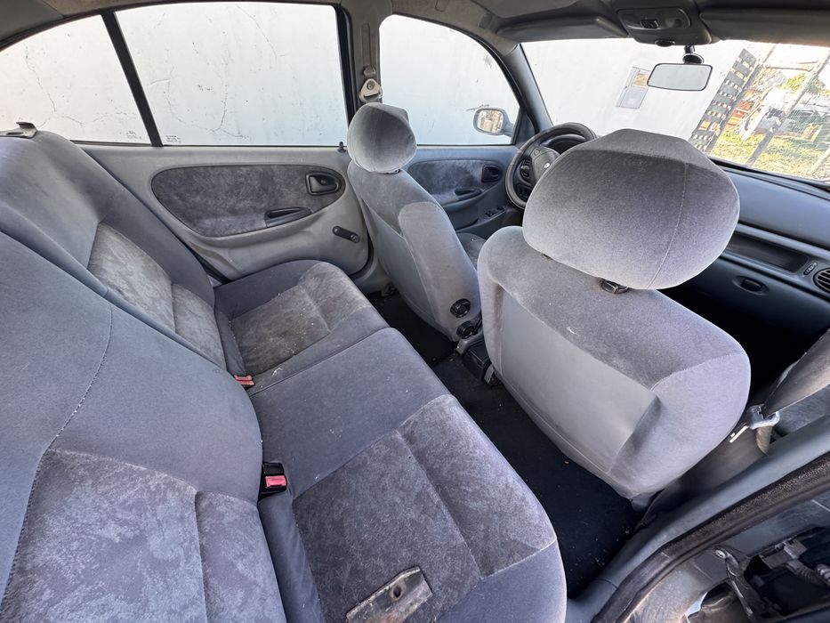 Renault Mégane para peças ou para reparar — photo 4