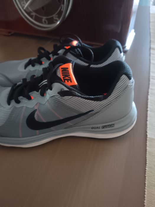 Nike Dual Fusion x2