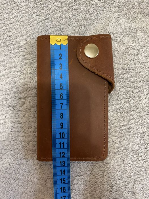 Шкіряна ключниця з відділами для карток, нова