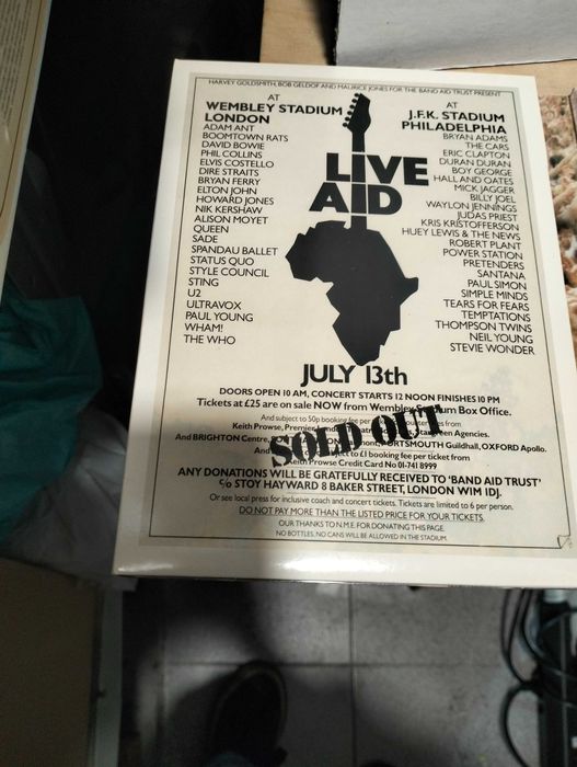 Live Aid - 4 DVDs em muito bom estado Dvds como novos