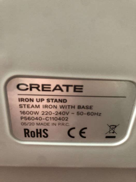 Ferro vertical a vapor da Create