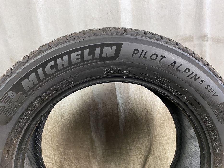 235/60R18 107H Michelin Pilot Alpin 5 SUV