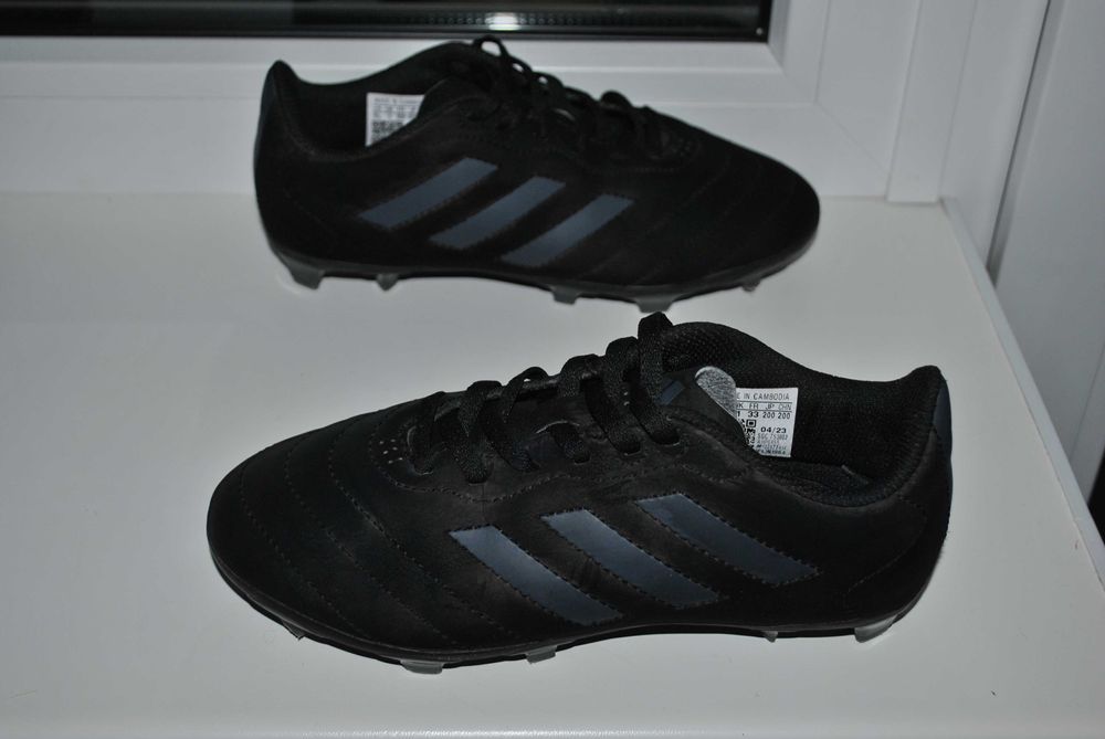 Футбольні бутси Adidas р. 33 (20,8 см)
