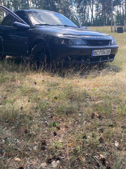 Продажі Опель Вектра б 1.6 бнз
