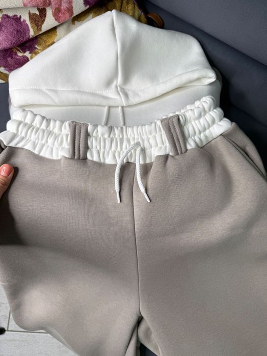 Продам костюм на флісі