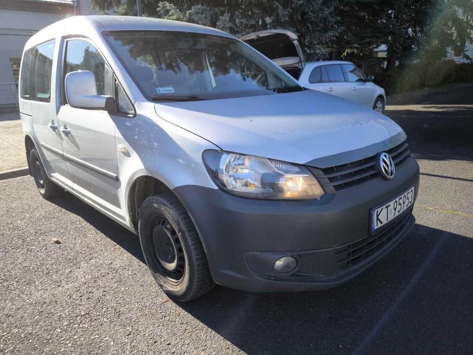 VW Caddy 2011r , 5osób, 2,0B/CNG, salon PL , hak , klimatyzacja