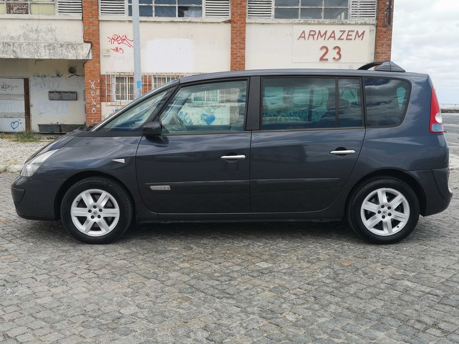 Renault Espace 2.2 dci Initiale Paris 150 cv  204.500 km