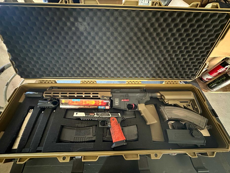 Airsoft M4 com HI-CAPA e Gear –Specna Arms SA-C22 CORE  GATE TITAN