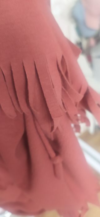 Narzuta płaszcz ponczo brązowe frędzle kurtka Vero Moda rozm M 38