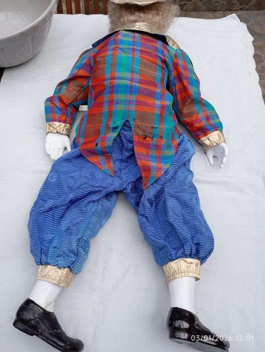 Palhaço de porcelana marca ALDA