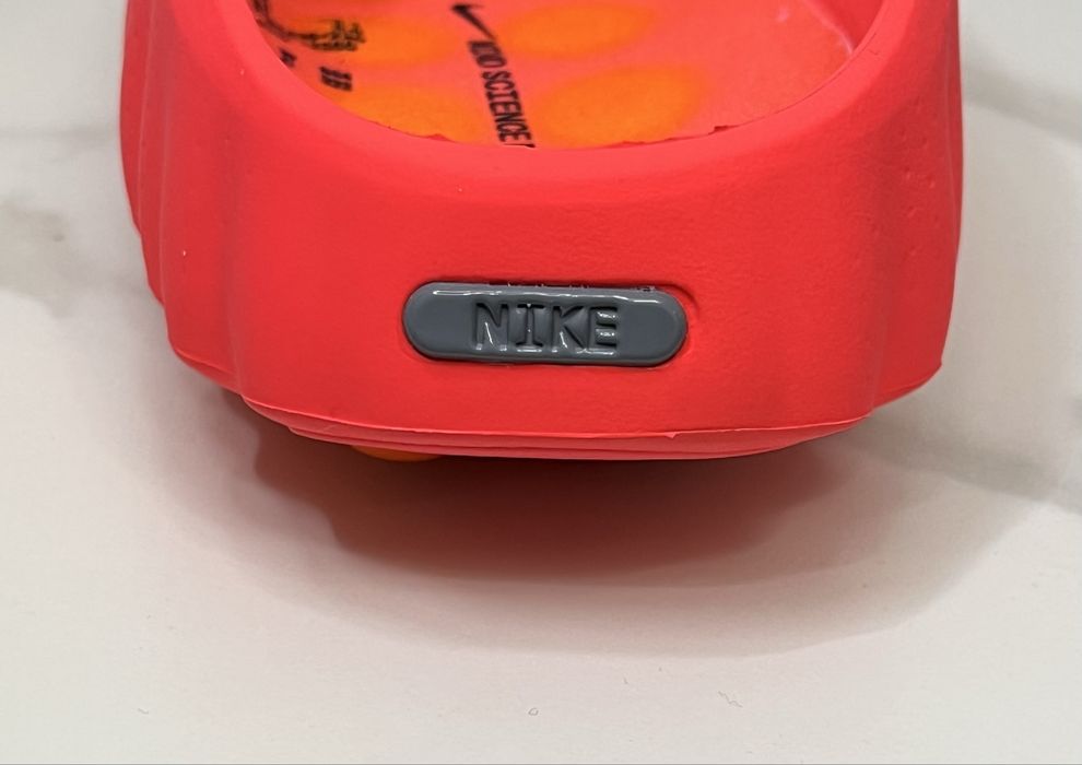 Nike Mind 001 Slide Solar Red