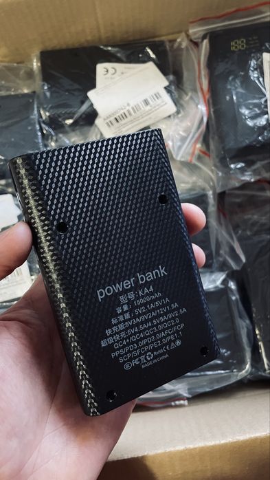 Корпус для павербанку на 4 батареї на гвинтах 4*18650 олх+30грн